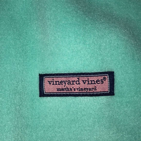 Blue-green Vineyard Vines fleece vest - Picture 4 of 6